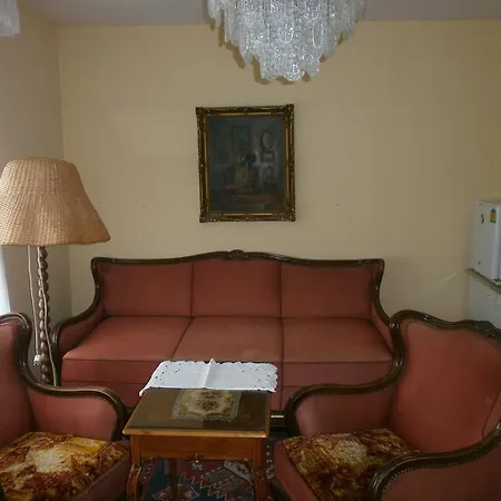 Gasthof Gonduzo Pihenohaz *